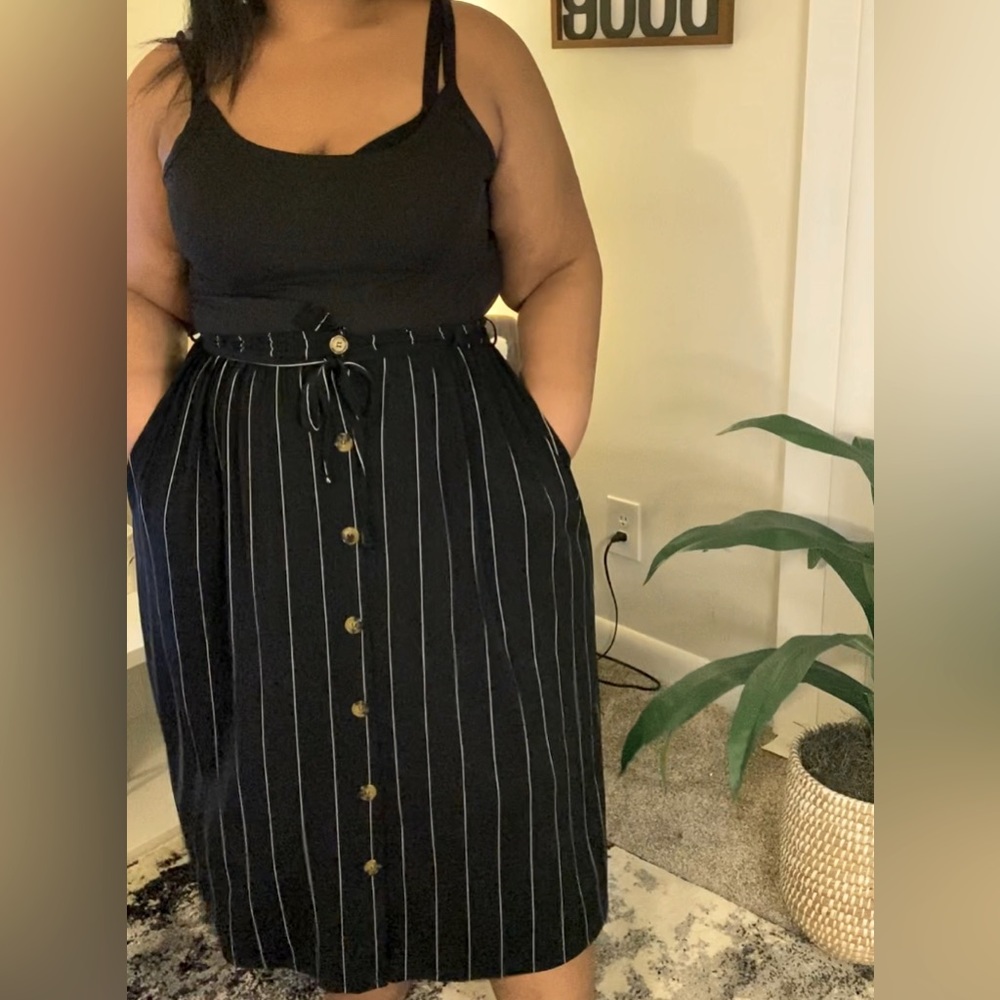 Black/White Buttoned Striped Skirt - Terra & Sky (0X)
